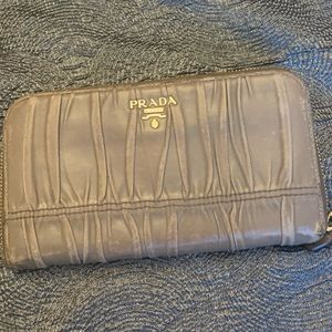 PRADA ZIPPY WALLET